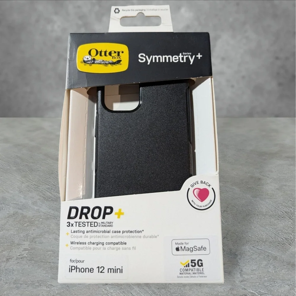 T6. OtterBox Symmetry+ MagSafe Case‎ for iPhone 12 mini - Black